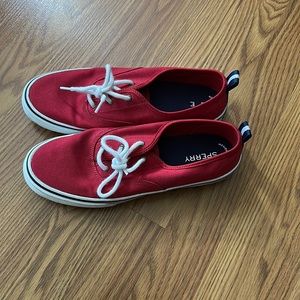 Women’s Sperry boat shoes, Red, Size 10